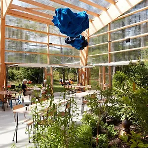 La Belle Folie Lodge