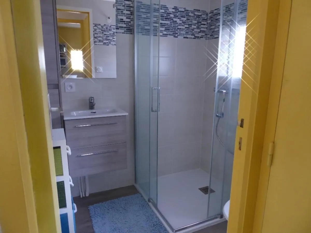 Holiday home Charmante Maison 3 Pieces Proche Mer, Plages, Sentiers Et Golf - Cap Sur Ploemel Pour Vos Vacances ! - Fr-1-397-42